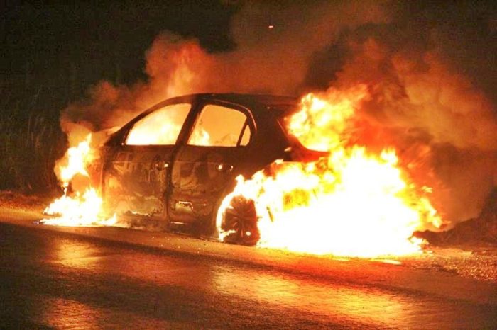 Um incêndio no carro pode causar riscos à sua segurança.
